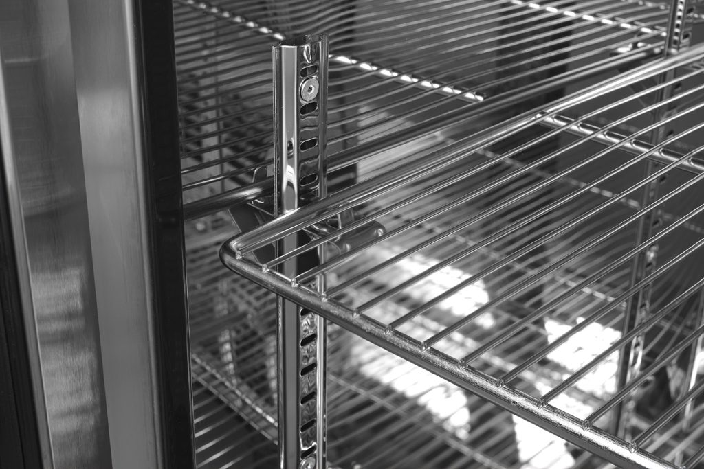 Corpo interno in acciaio a "specchio"